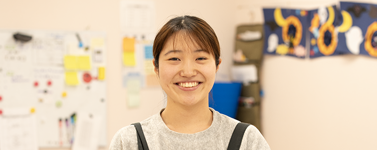 児童指導員の方の写真