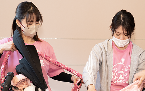 看護師の方が働いている様子の写真