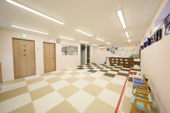 楽しくて広々とした室内